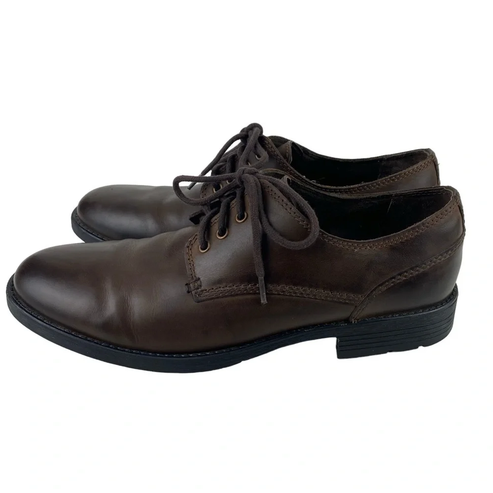 Men’s Clarks Oxfords Shoes Size 10 Brown Leather Upper Lace Up Casual or Dress